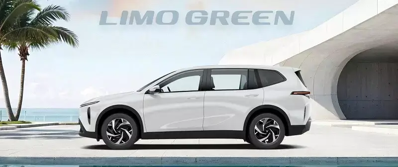 giá xe vinfats limo green